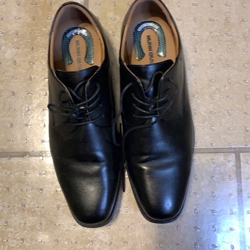Men’s dress shoe